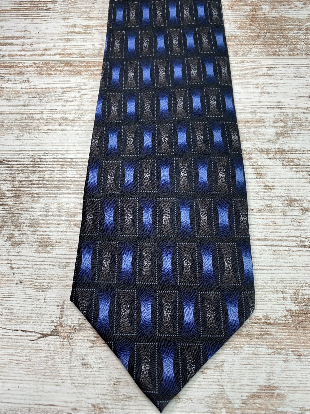 Vintage Croft & Barrow Silk Necktie Blue Black Geometric Wide Y2K Tie 60”